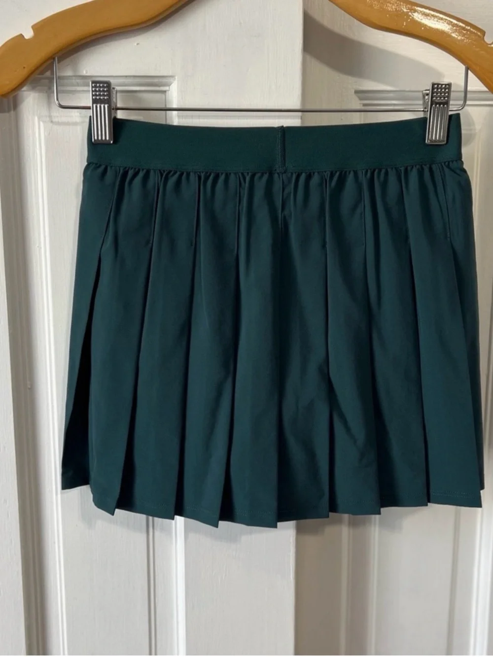 ALO Yoga Varsity Tennis Skirt Size XS
